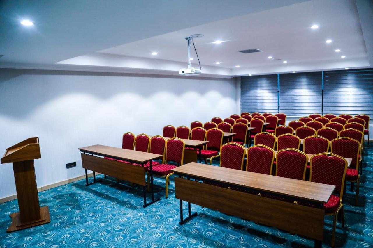 Iris Hotel Baku - Halal Hotel エクステリア 写真