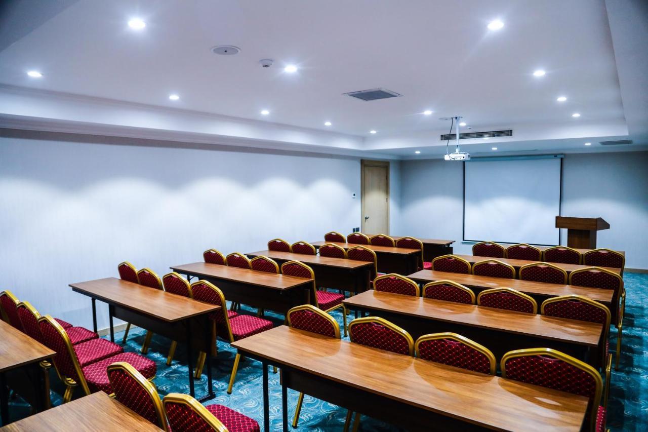 Iris Hotel Baku - Halal Hotel エクステリア 写真