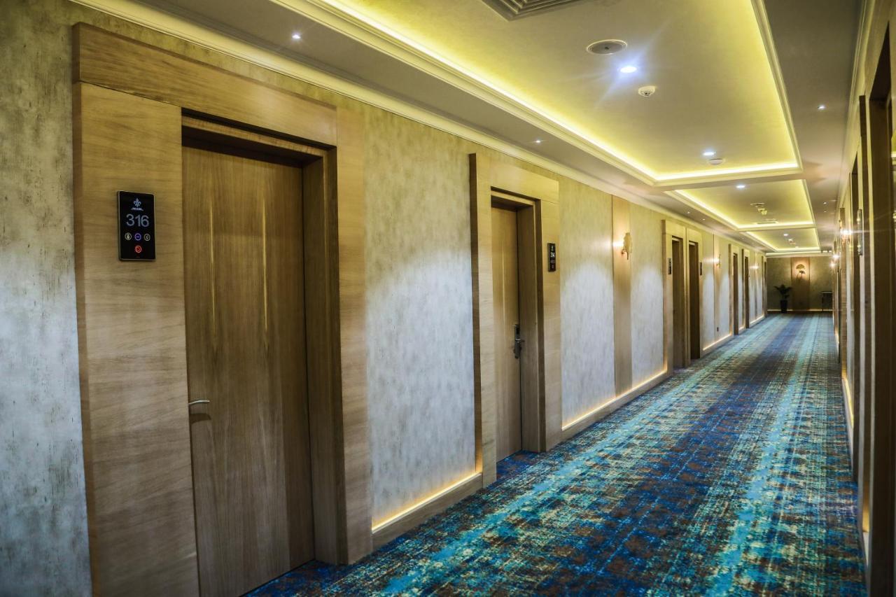 Iris Hotel Baku - Halal Hotel エクステリア 写真
