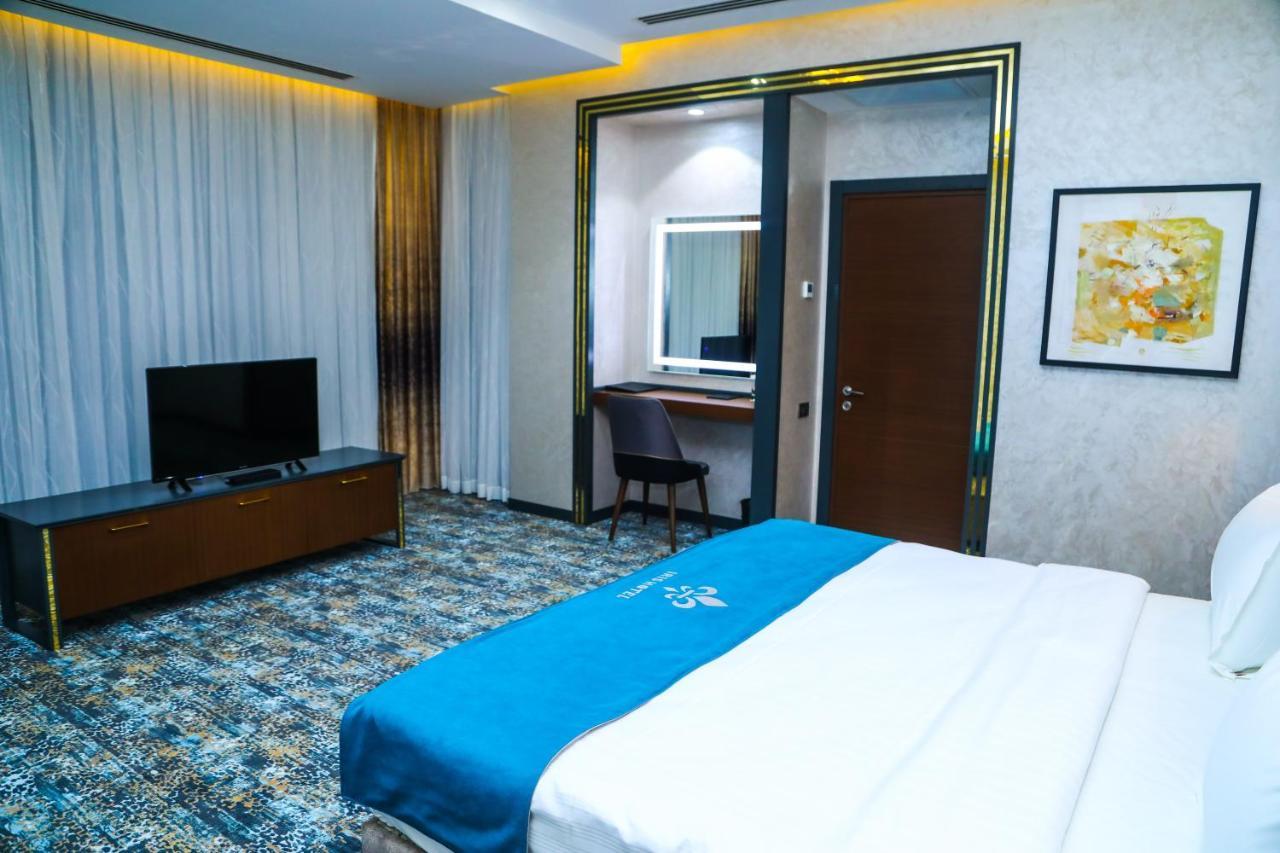 Iris Hotel Baku - Halal Hotel エクステリア 写真