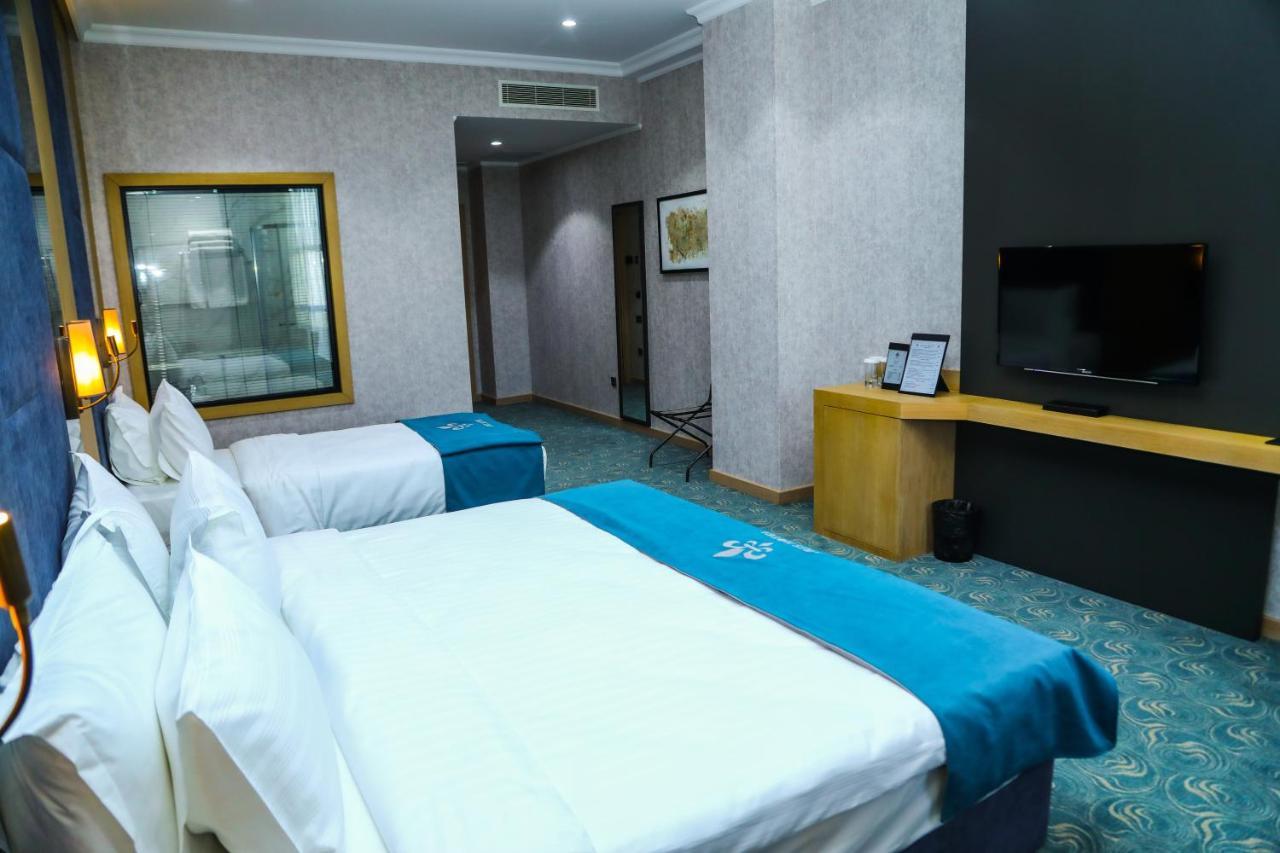 Iris Hotel Baku - Halal Hotel エクステリア 写真