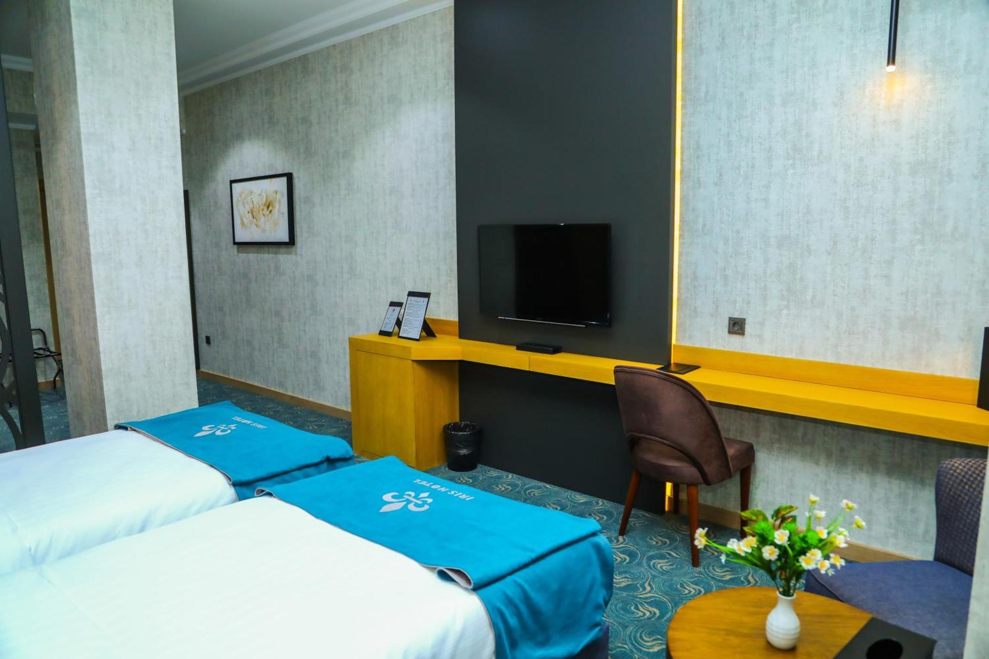 Iris Hotel Baku - Halal Hotel エクステリア 写真