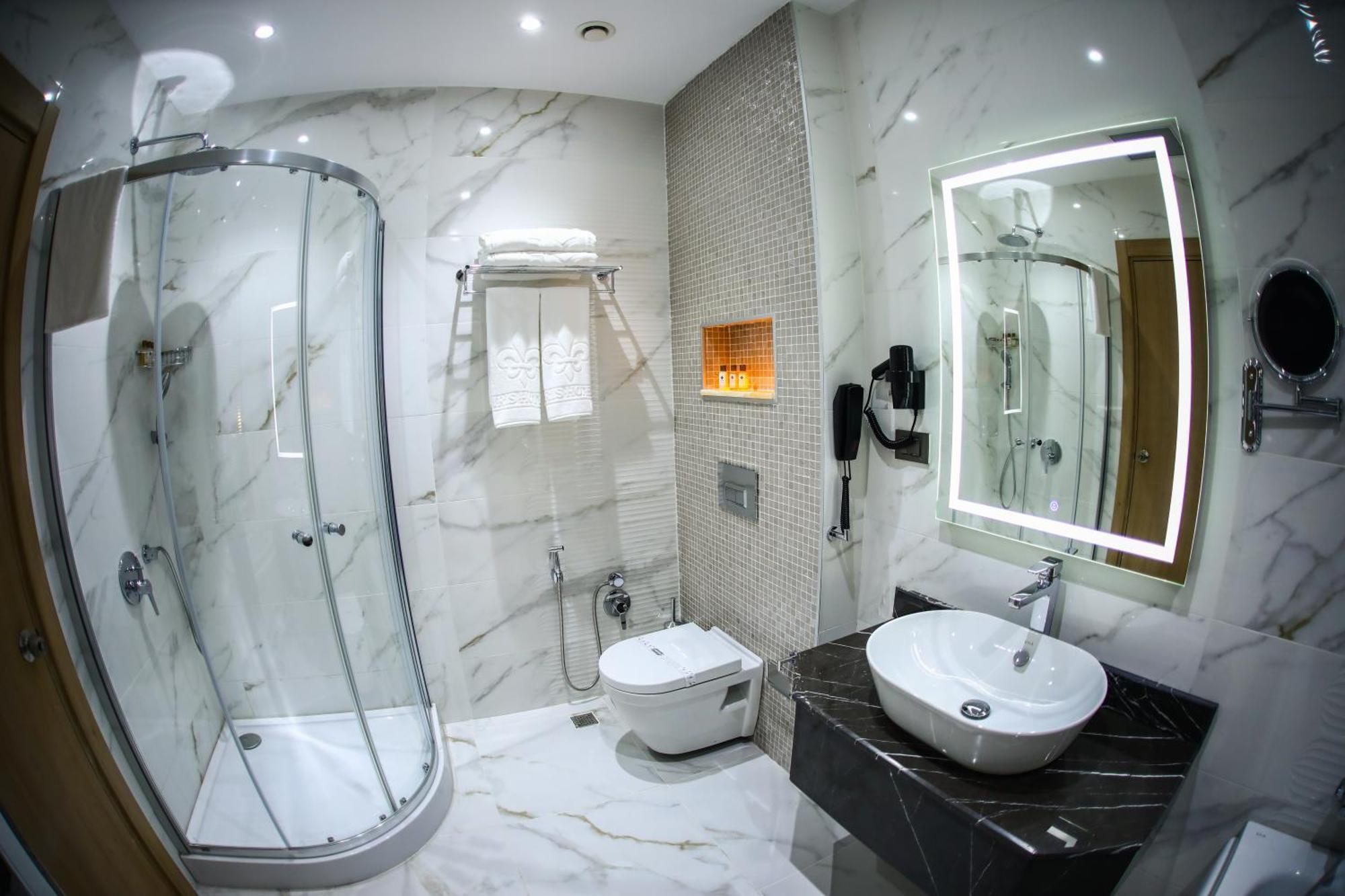 Iris Hotel Baku - Halal Hotel エクステリア 写真