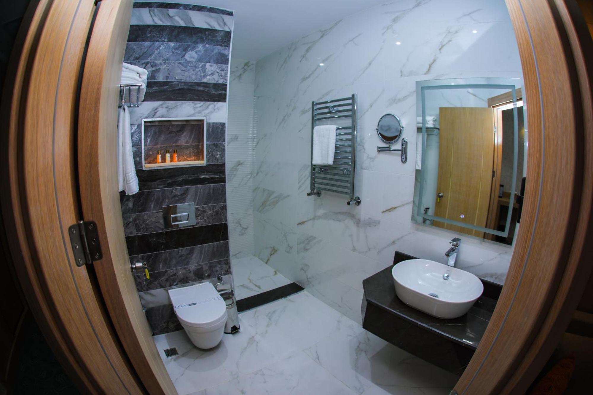 Iris Hotel Baku - Halal Hotel エクステリア 写真